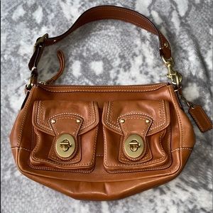Coach tan leather shoulder bag